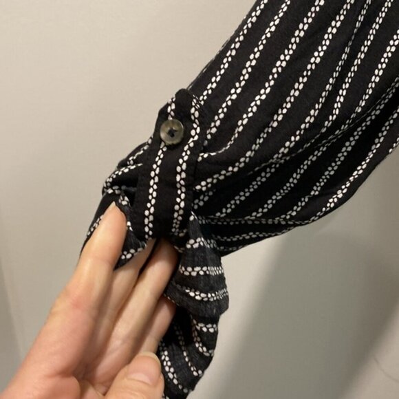 Anthropologie Maeve Button Down Shirt Calia black white printed size 6 - Picture 9 of 16